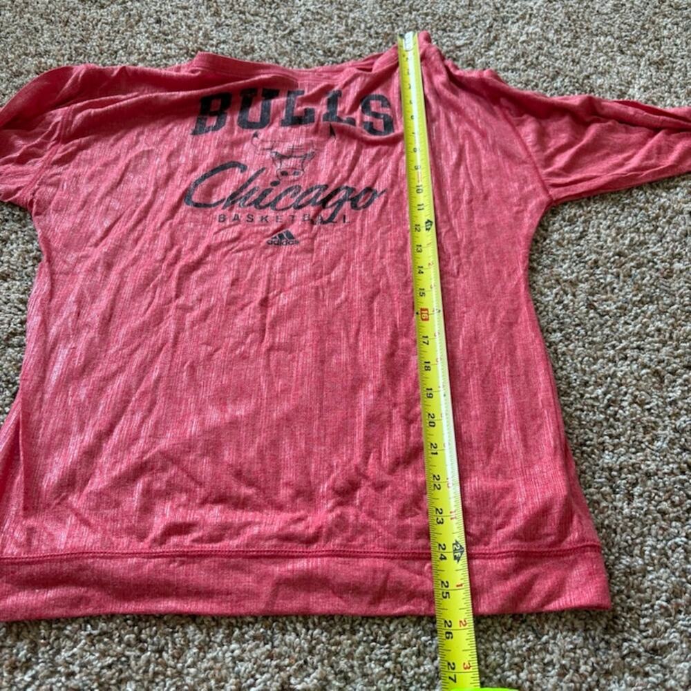 Adidas Chicago Bulls Long Sleeve Womens Tshirt sz S Red NBA - Picture 5 of 6